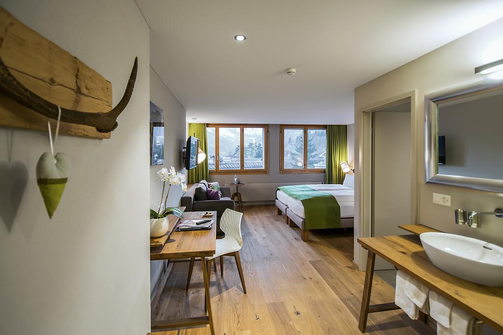 Hotel National Frutigen Zimmer foto